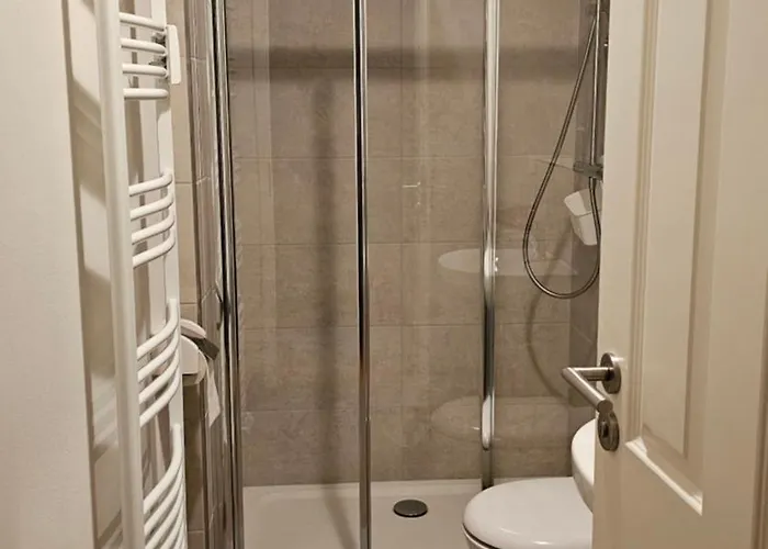 Wohnen Im Dreiseitenhof Mit Galerieschlafzimmer *